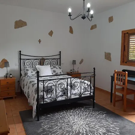 Peaceful House Set On A Vineyard & Work Friendly Ferienhaus Valsequillo de Gran Canaria