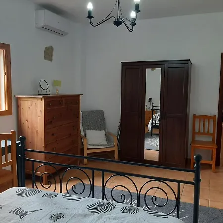 Ferienhaus Peaceful House Set On A Vineyard & Work Friendly
