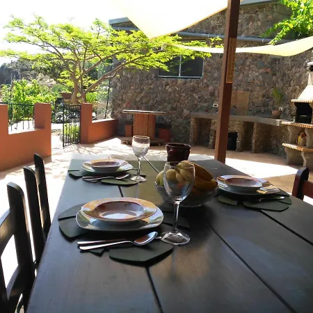 Semesterbostad Peaceful House Set On A Vineyard & Work Friendly