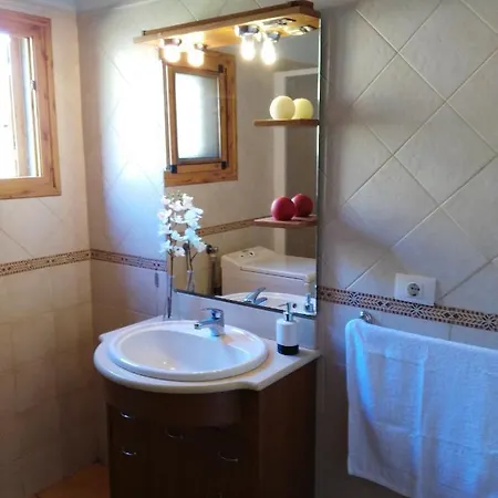 Semesterbostad Peaceful House Set On A Vineyard & Work Friendly *
